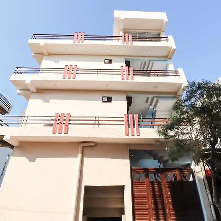 Hotel O The Velvet Chinhat Tiraha Exterior foto